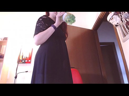 ❤️ Pokorna sužnja, ki obožuje umazane in sočne spodnjice, je po ogledu tega videa prisiljena masturbirati! Sex video na sl.sexindrag.ru ❤