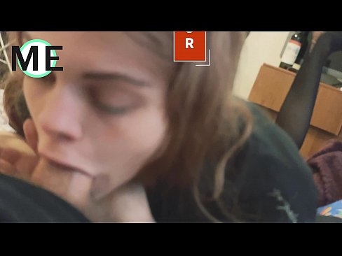❤️ Grlo kurac, raztrgane hlačne nogavice in raztrgane pete lepo spoznati Sex video na sl.sexindrag.ru ❤